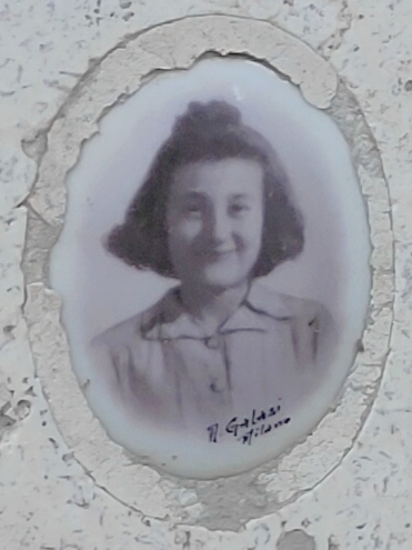 Lei si chiama Marisa, lui Bruno